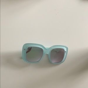 Quay Sunglasses “Day After Day”